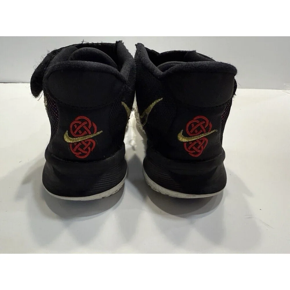Nike Boys Kyrie 7 Black Basketball Shoes Sneakers Size 3Y CW3240-001 Youth